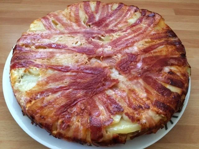Gâteau de pommes de terre au lard