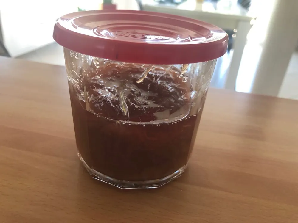 Confiture a la rhubarbe